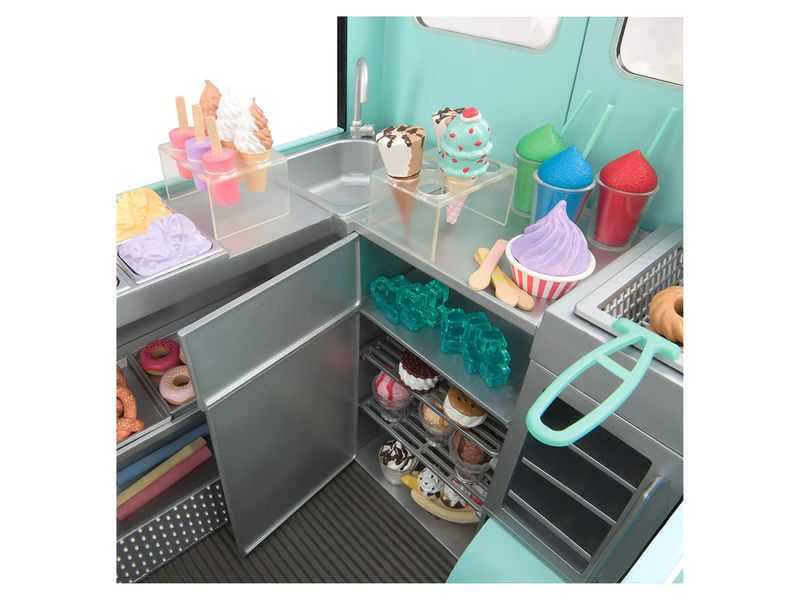 Mu-eca-En-La-Heladeria-12-Plg-6-15973