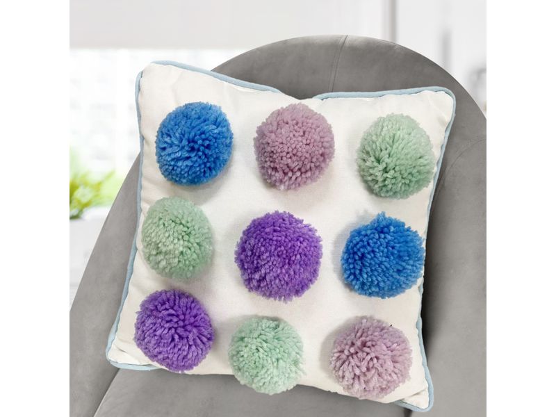 Coj-n-Marca-Mainstays-Pompones-40x40cm-2-24674