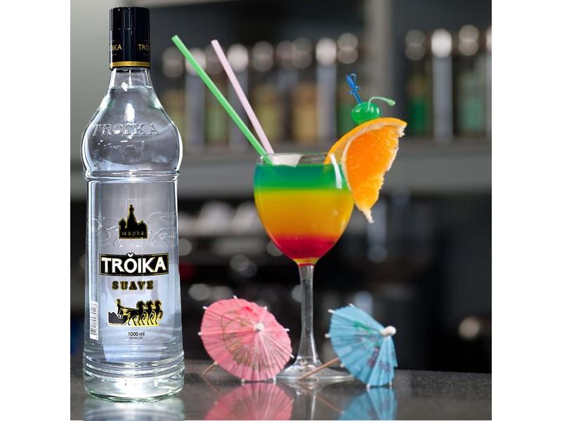 Vodka-Troika-Suave-Vidrio-1000-Ml-4-12642