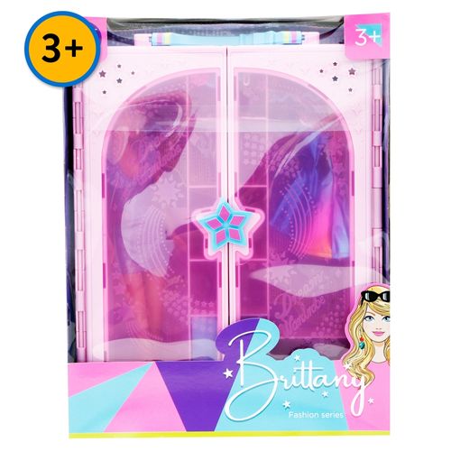 Muñeca Brittany closet con accesorios